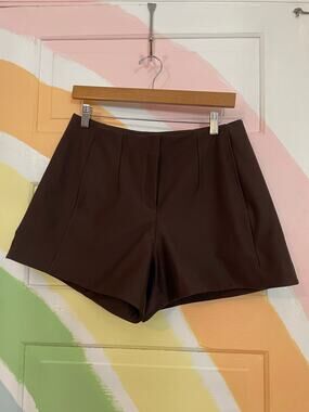 Lululemon Brown A Line Dress Shorts Size 8 Wide Leg Career Casual